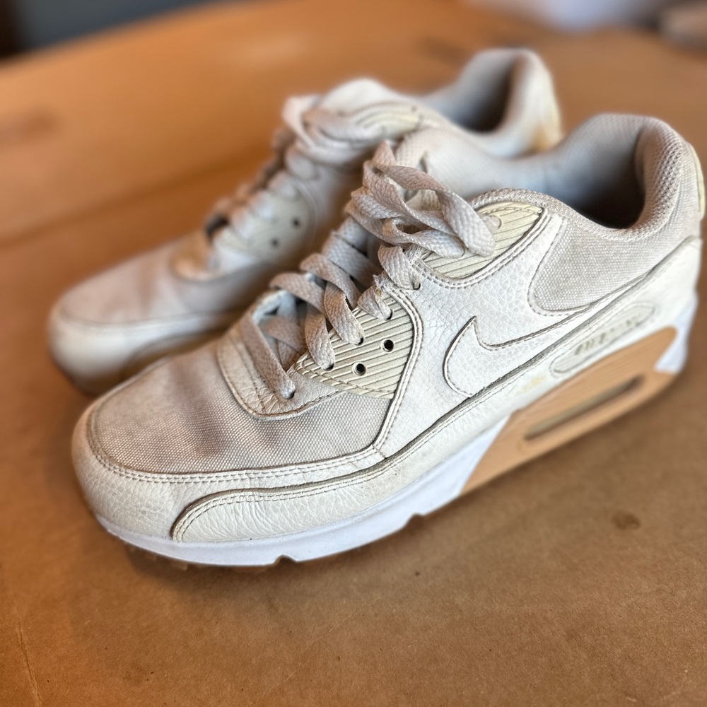 Off white Nike Air Max